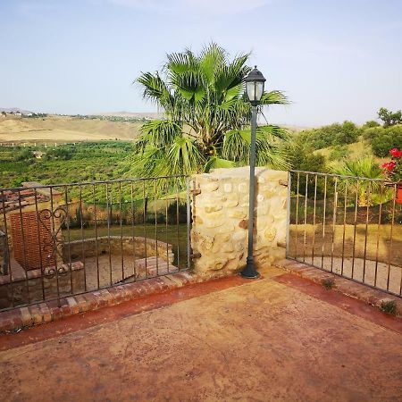 Вілла Sperone Agriturismo Assoro Екстер'єр фото