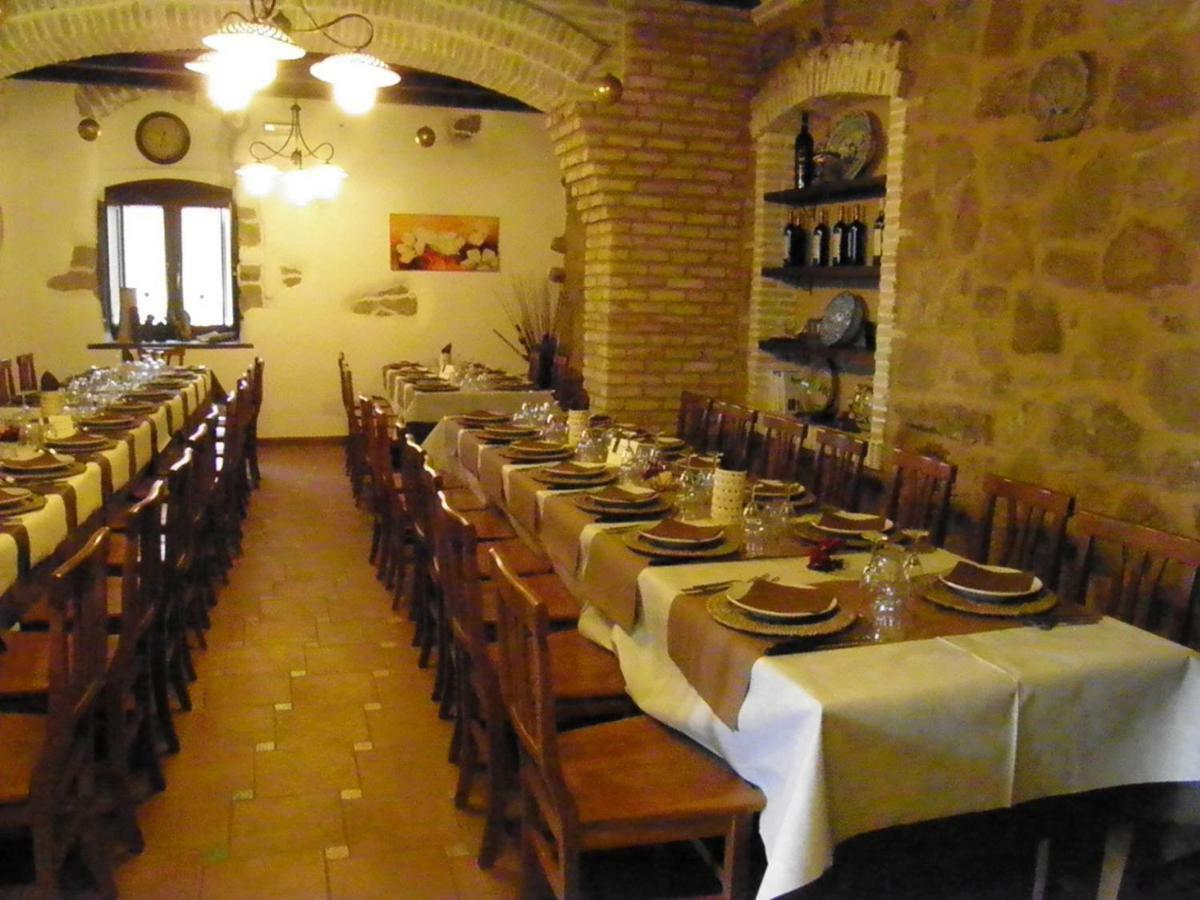 Вілла Sperone Agriturismo Assoro Екстер'єр фото