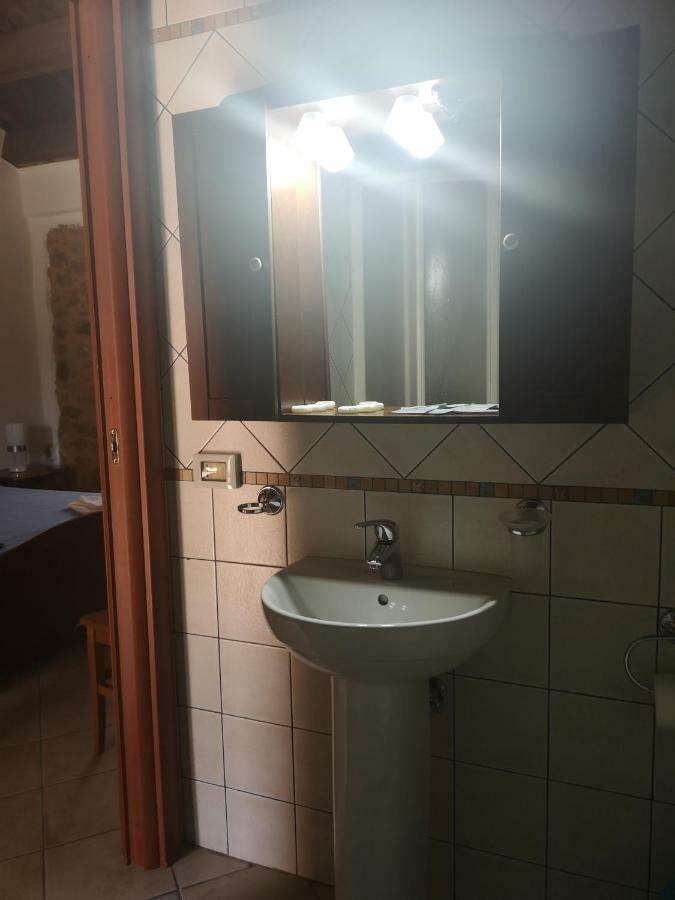Вілла Sperone Agriturismo Assoro Екстер'єр фото